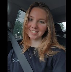 Meet your Posher, Hannah